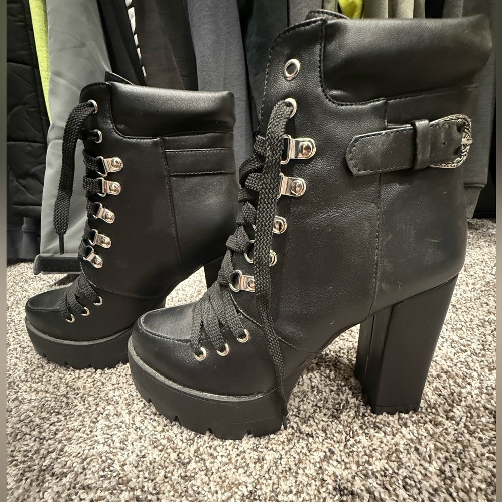Black Platform Lace-Up Ankle Boots